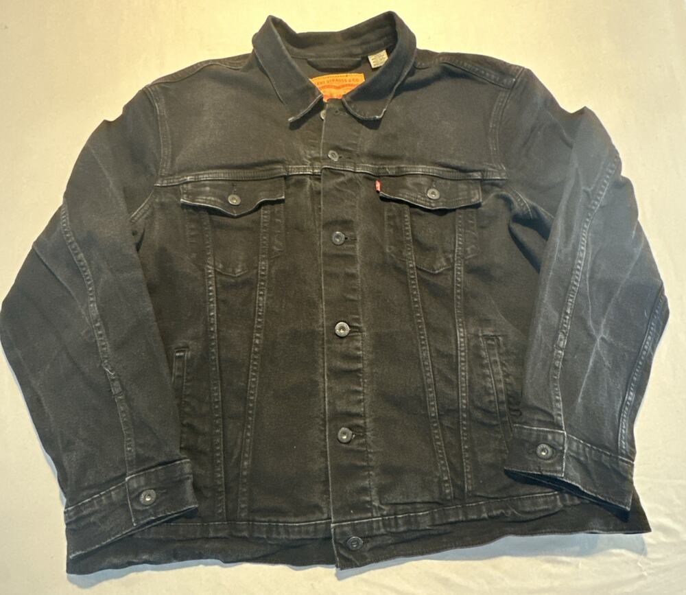 Levi Strauss & CO Men’s Black Wash Denim Jean Trucker Jacket Button Up Size XXL